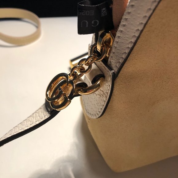 Gucci  - Small Ophidia GG Supreme Bag - Picture 12 of 13